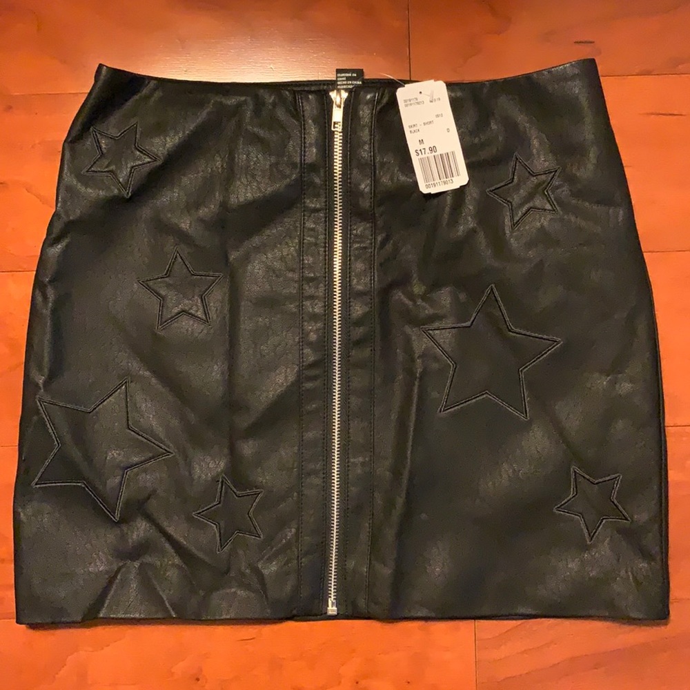 NWT Forever 21 Star mini skirt - faux leather